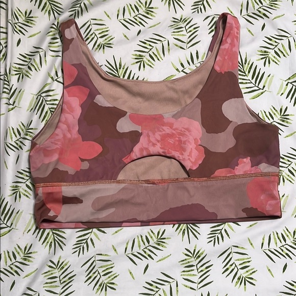 Floral Camo Sports Bra - Picture 3 of 3